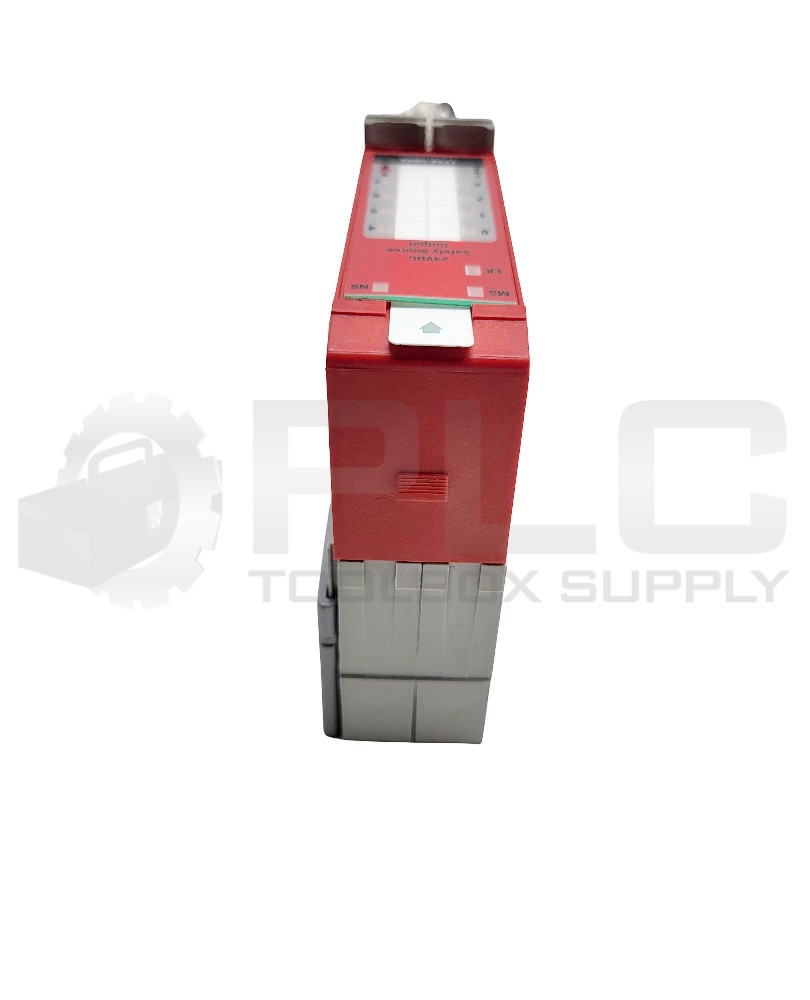 ALLEN BRADLEY 1734-OB8S /B TERMINAL BASE W/ 1734-MB /A W/ 1734-RTBS /A
