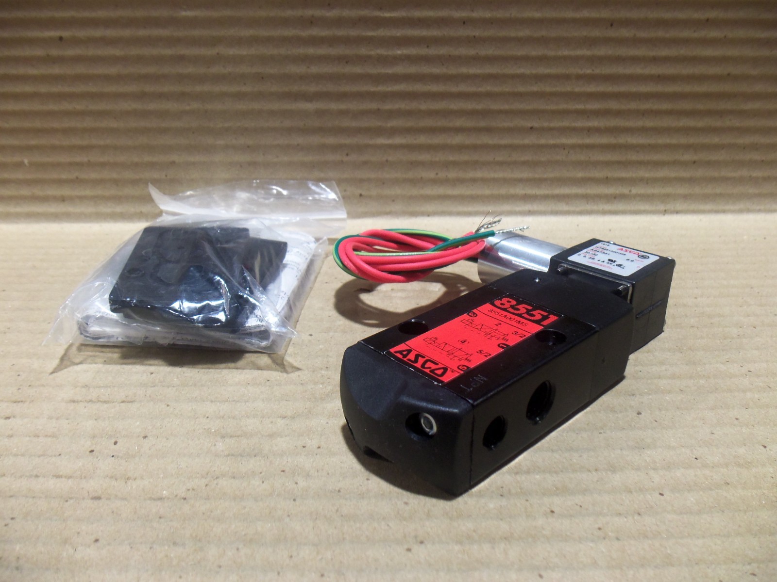 New Asco 8551A001MS 8551 w/ WT8551A001MS 6.9W