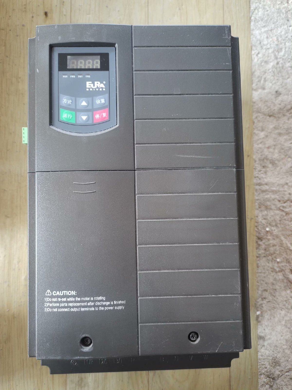 1P E2000-0150T3 15kw/380v Accept counteroffer