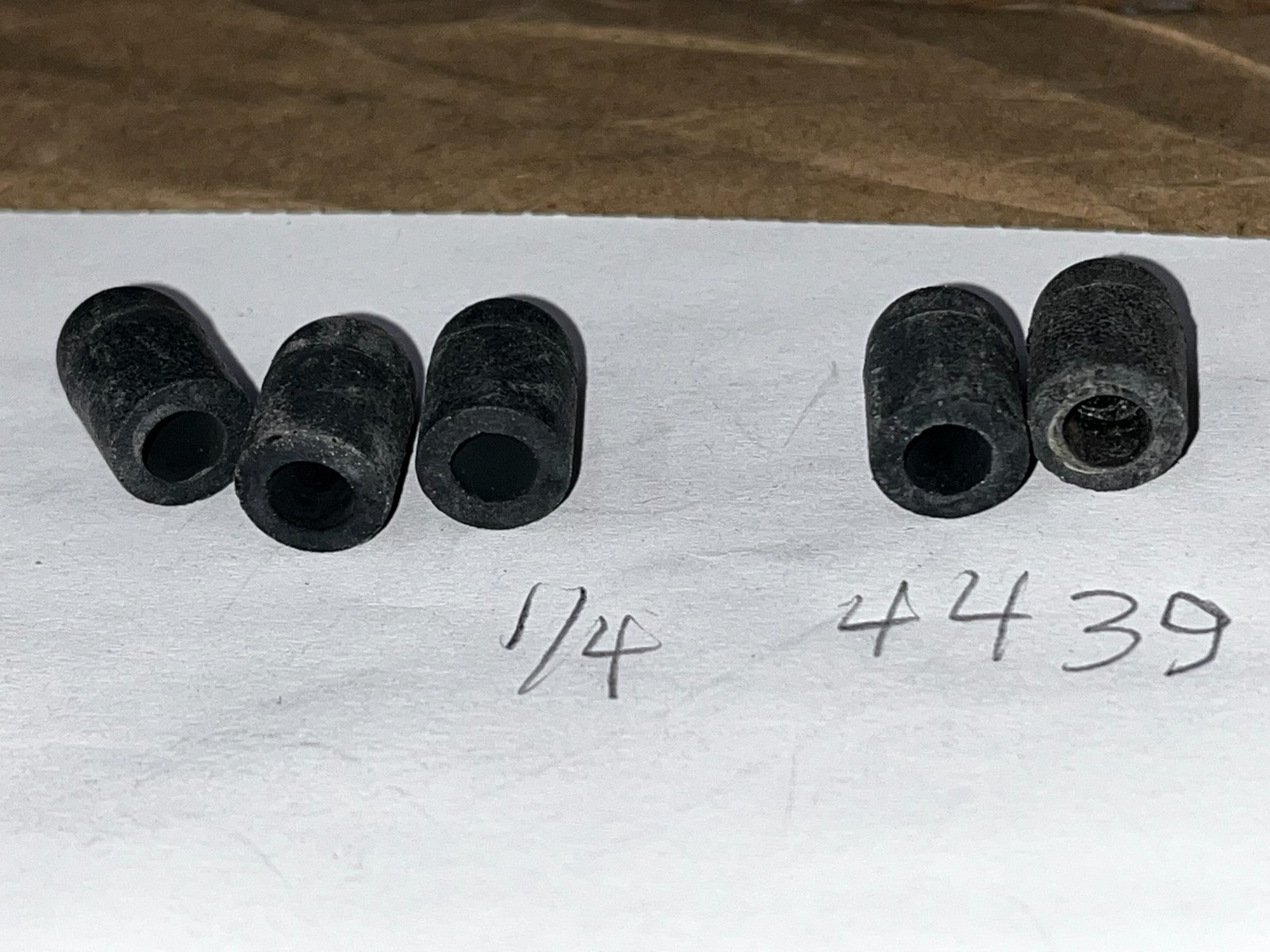 Qty 27 Auveco EPDM Vacuum Caps 1/8″-1/2″ 12209 4440 4439 19002 12210 12908