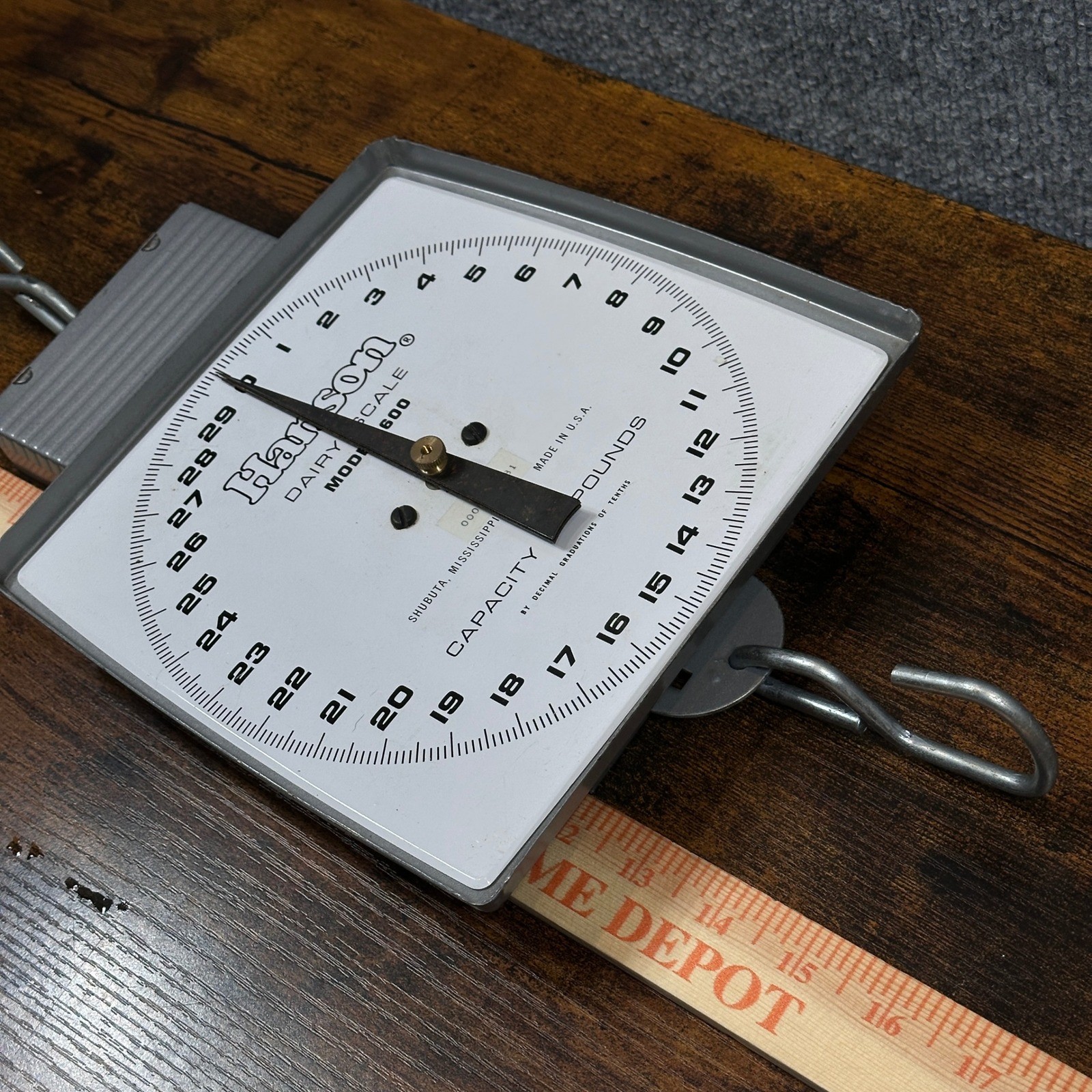 Hanson Model 600 Dairy Scale Vintage 60 LB Capacity Hanging Metal Scale USA Made