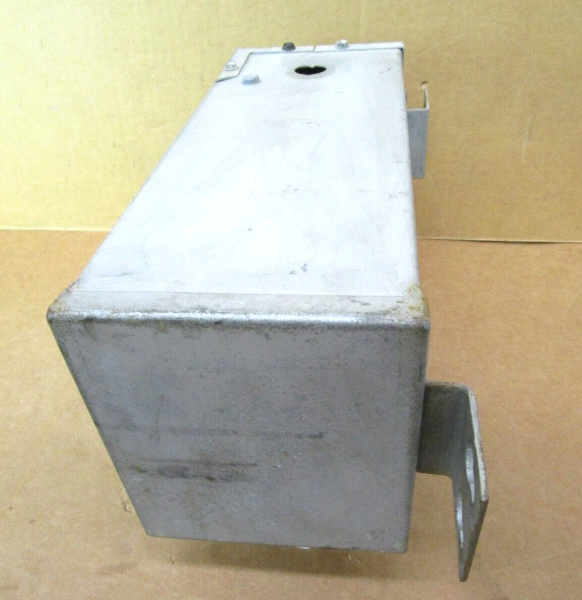 Dongan Single Phase Transformer 1.5kVA 240×480 PRI Volts 120/240 SEC Vol 50832HM