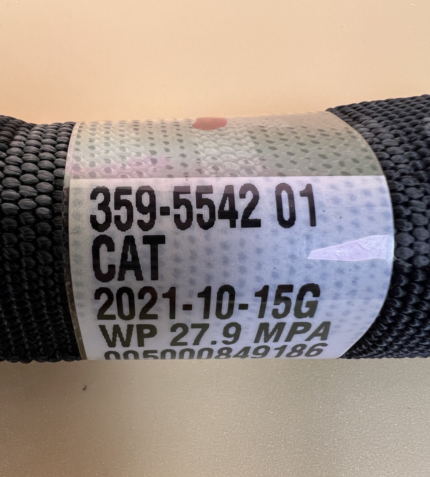 CAT 359-5542 XT-3 ES High Pressure Hose Assembly WP 27.9 MPA 23″ OEM