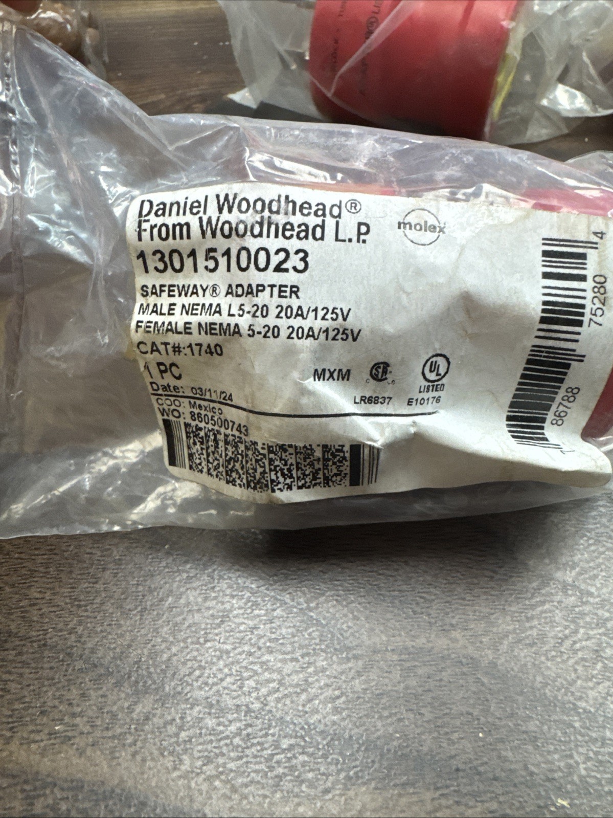 Daniel Woodhead Safeway Adapter 1301510023 Male L5-20A/125V Female 5-20 20A/125V