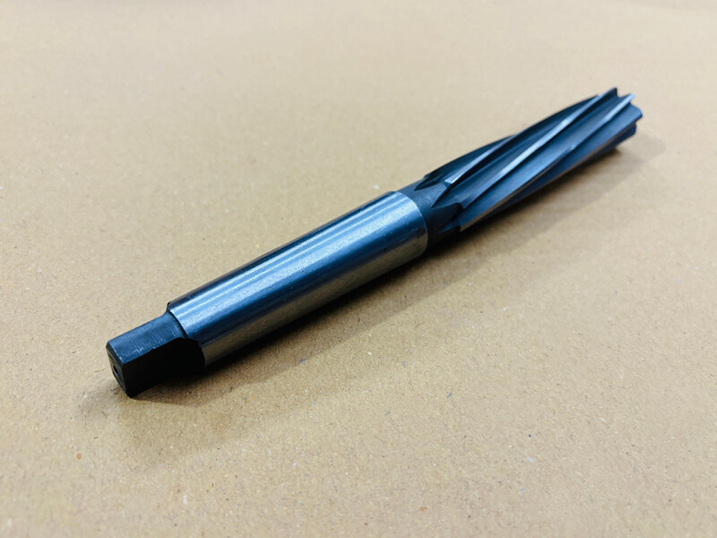 HSS Machine Reamer Dia 25 MM With Taper Shank MT 3 – Cut Edge 115MM – OAL 242 MM