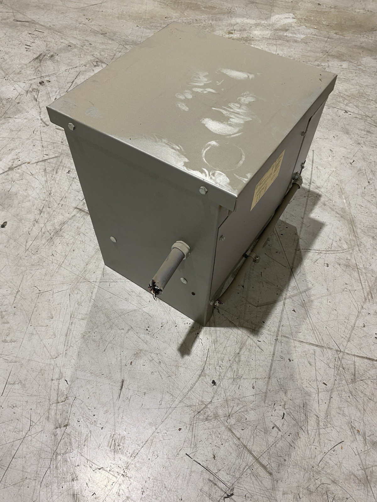 Dongan 63-6315SH 15KVA 4480/208~120 with Dongan 85-1045SH 240×480/120/240