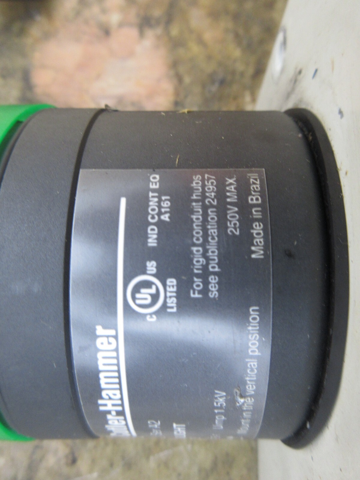 OKUMA ESV-3016 CUTLER HAMMER E26BL SERA2 STACK LIGHT BASE EN60947-5-1 ALARM LAMP