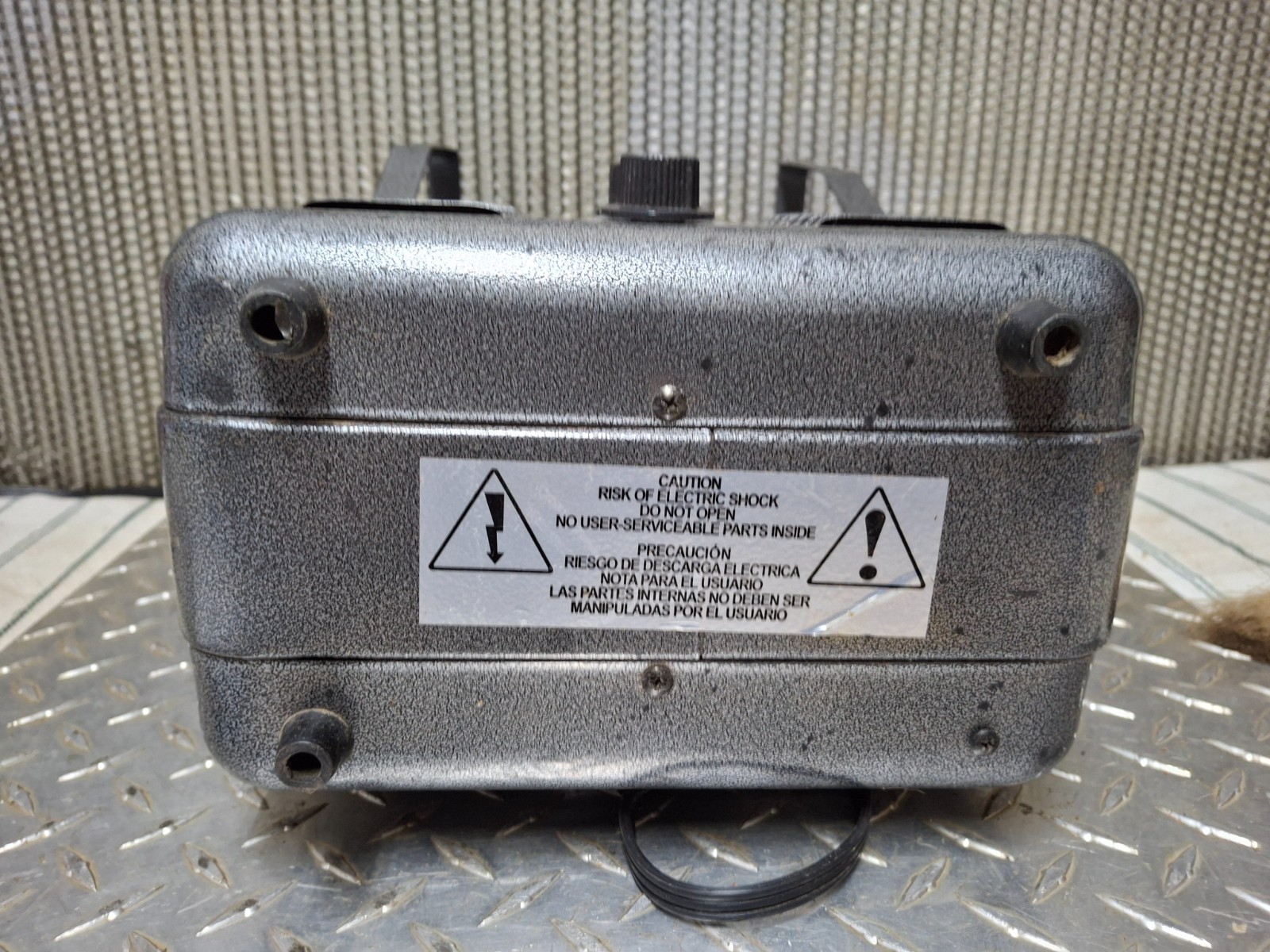 Utilitech H-3013 1500Watt Utility Electric Fan Space Heater w Thermostat 0485218