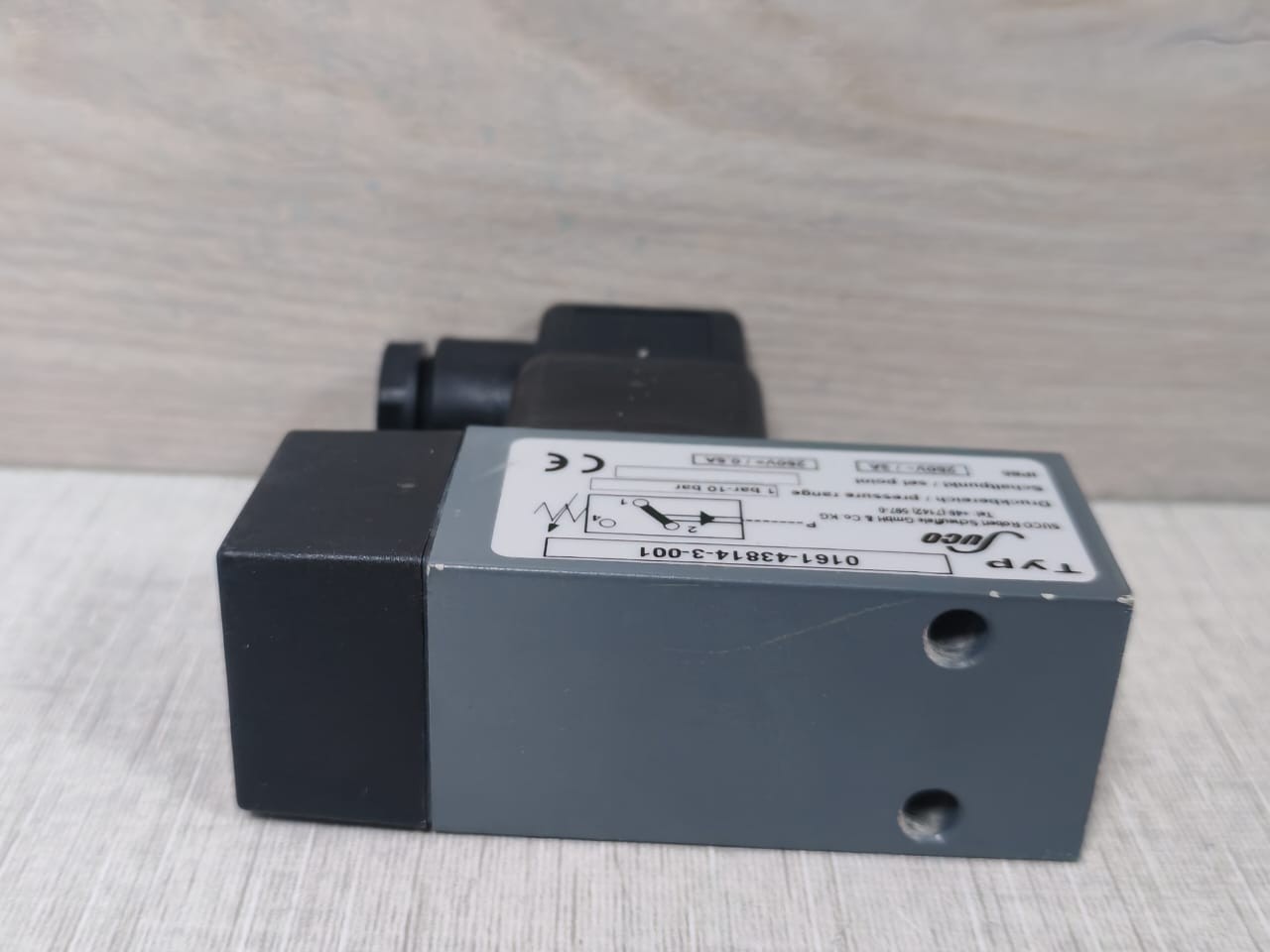 Suco 0161-43814-3-001 Pressure Switch -New Without Box