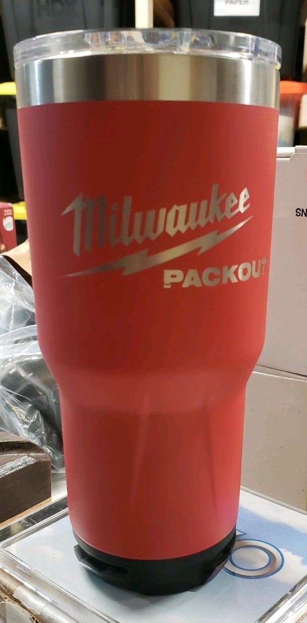 Milwaukee 48-22-8393R Packout 30 Oz Red Tumbler – Way below retail price