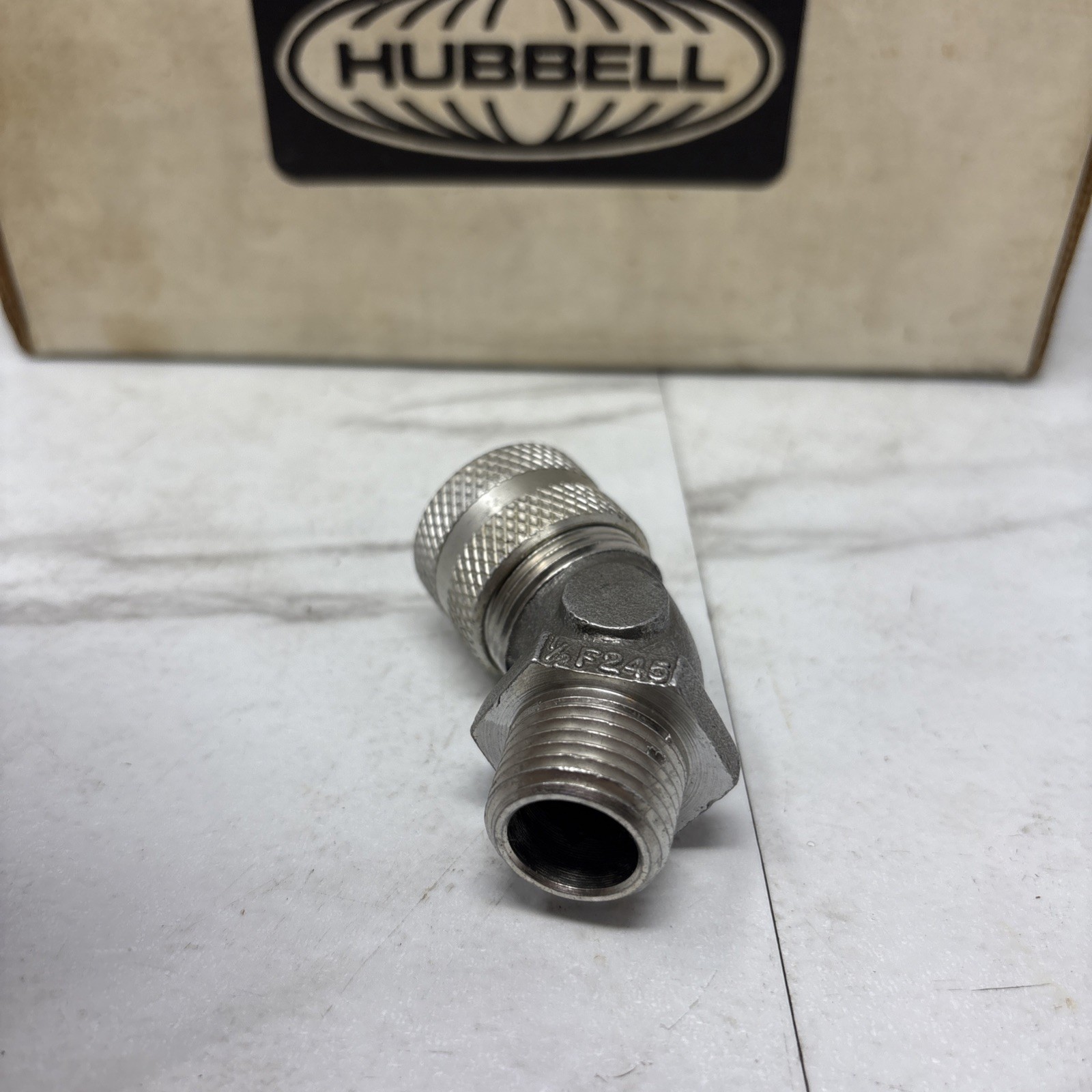 Lot Of 28 Hubbell VHC1023 Aluminum Cord Connector