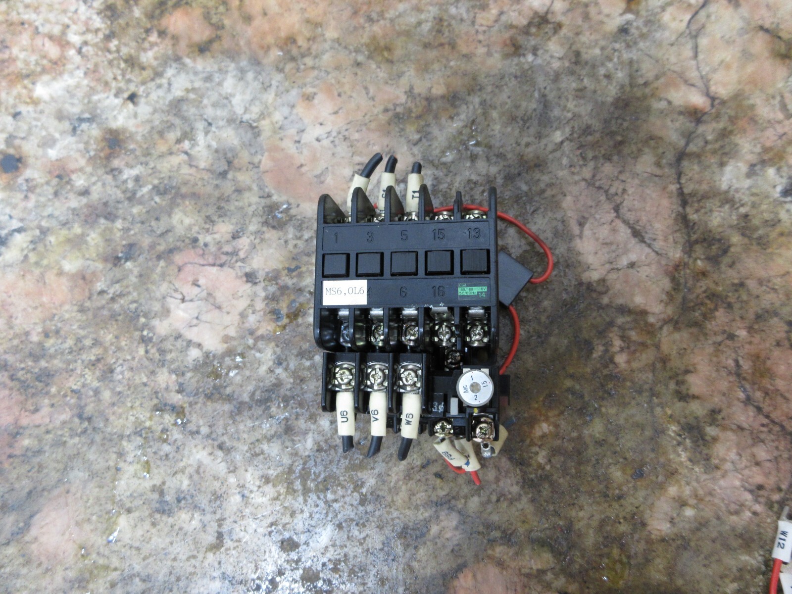 FUJI ELECTRIC MAGNETIC CONTACTOR SRC 3631-5-1 RCA3737-10
