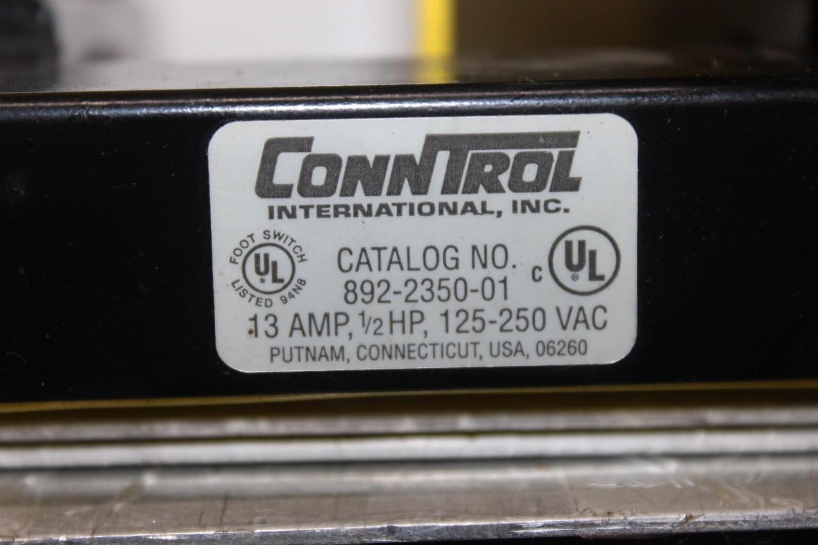 CONNTROL LIGHT DUTY MOMENTARY FOOT PEDAL SWITCH 892-2350-01 13 AMP 250 VAC