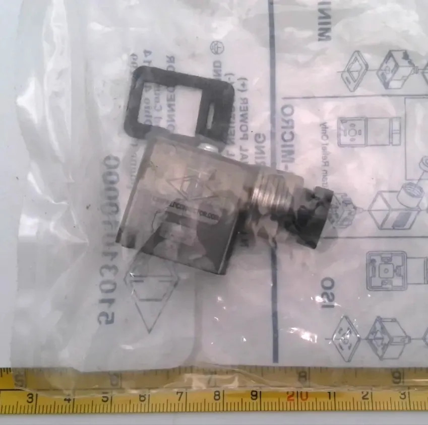 CANFIELD CONNECTOR 51031010000 SOLENOID CONNECTOR