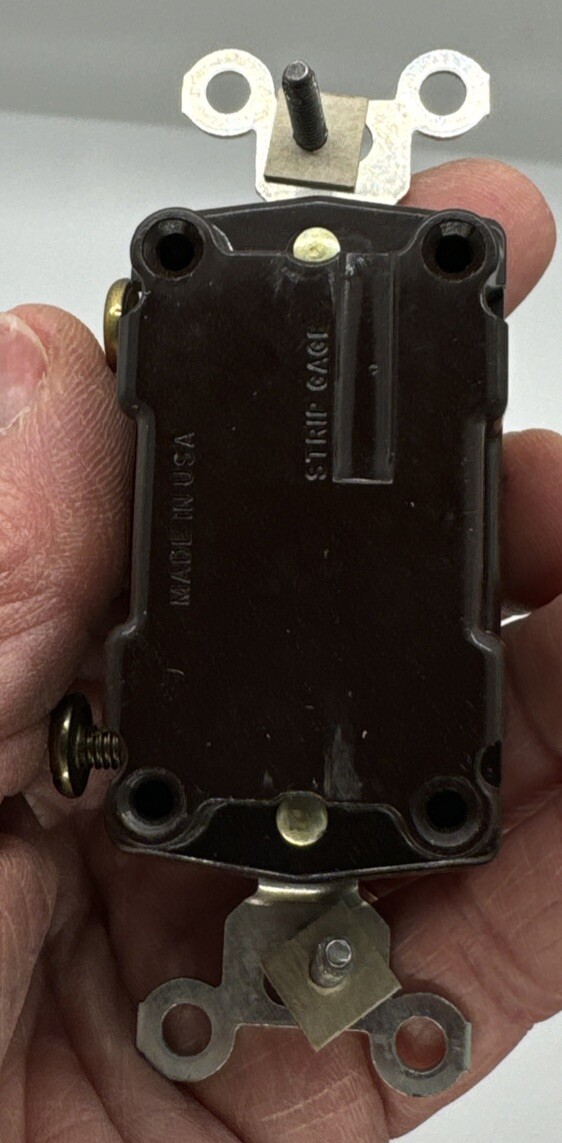 New Slater 700-IV Single Pole Wall Toggle Switch Heavy Duty 15A 120-277V NOS