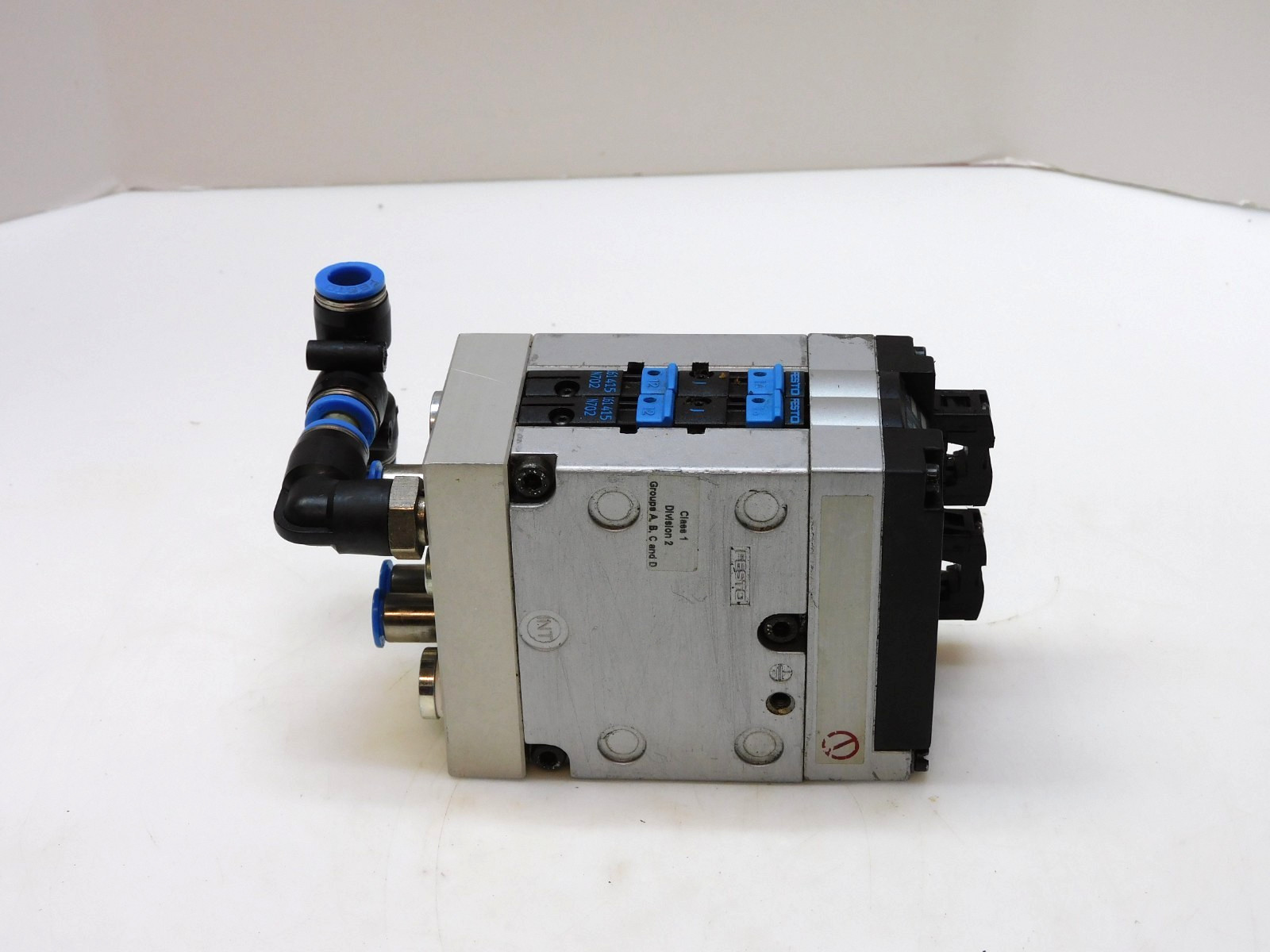 FESTO CPV10-GE-ASI-2-Z 18258 CPV-10-VI 18200 CPV10-VI-P2-M7 161969 MANIFOLD