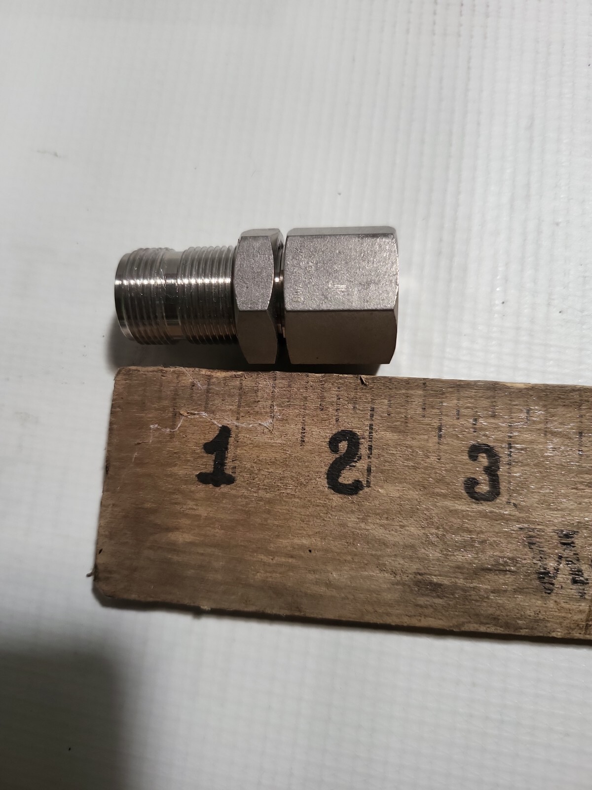 LOT OF 9 various SWAGELOK 316 OD COMPRESSION TUBE FITTING