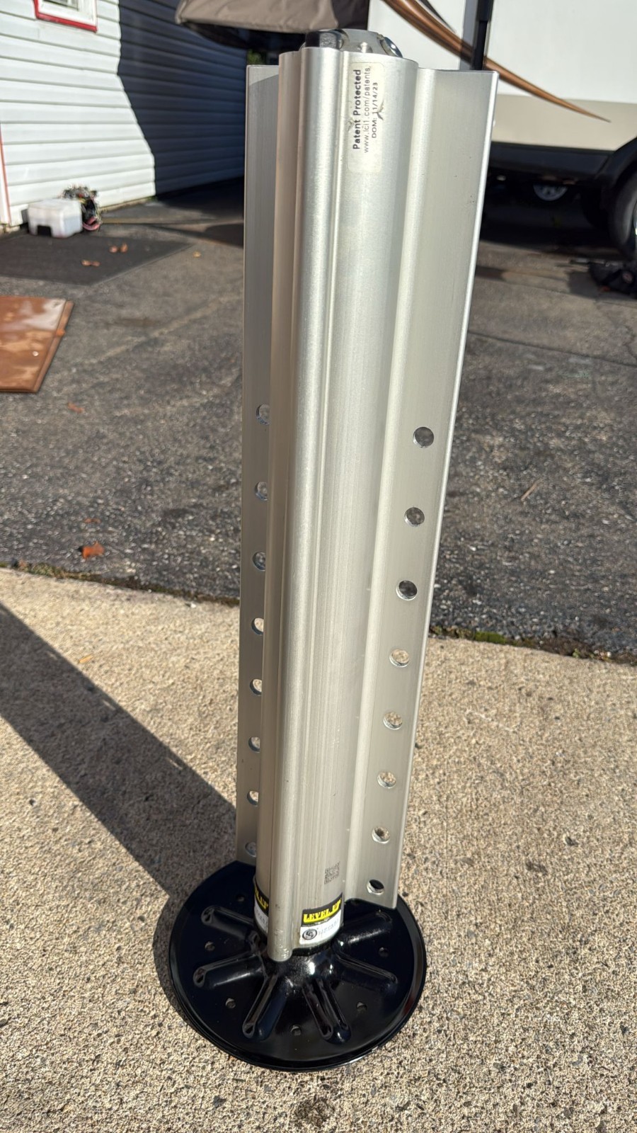 OEM Lippert RV Leveling Jack Aluminum Leg Assembly 27″