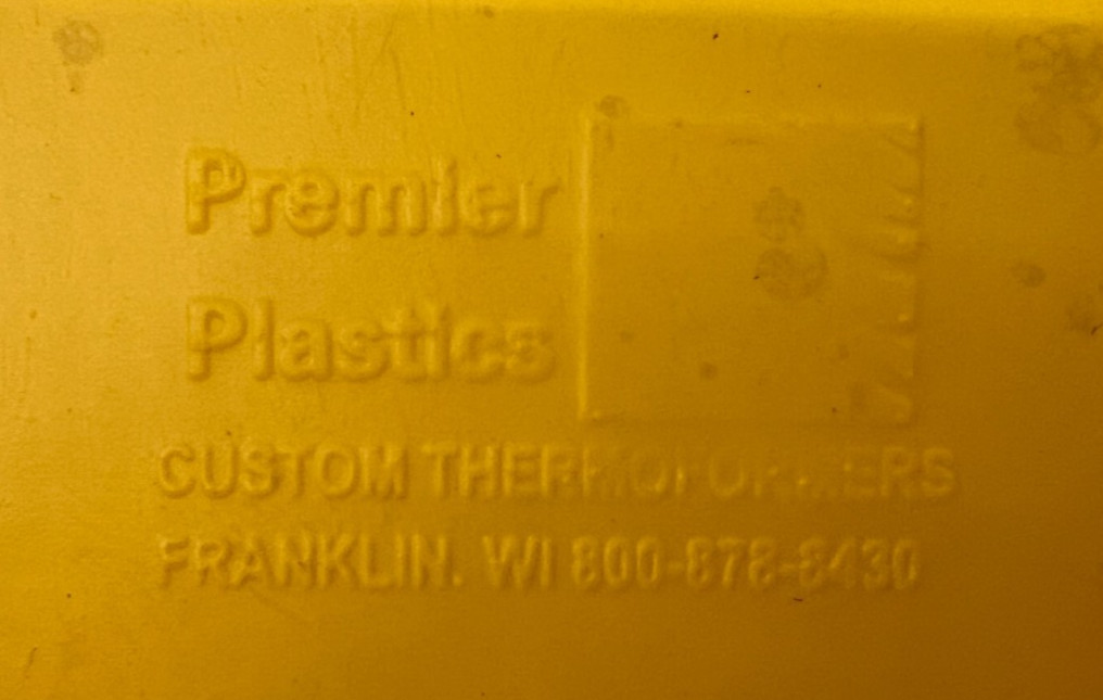 PREMIER PLASTICS POLYETHYLENE 2 STEP STOOL OAD LENGTH 21″ WIDTH 34″ HEIGHT 20″