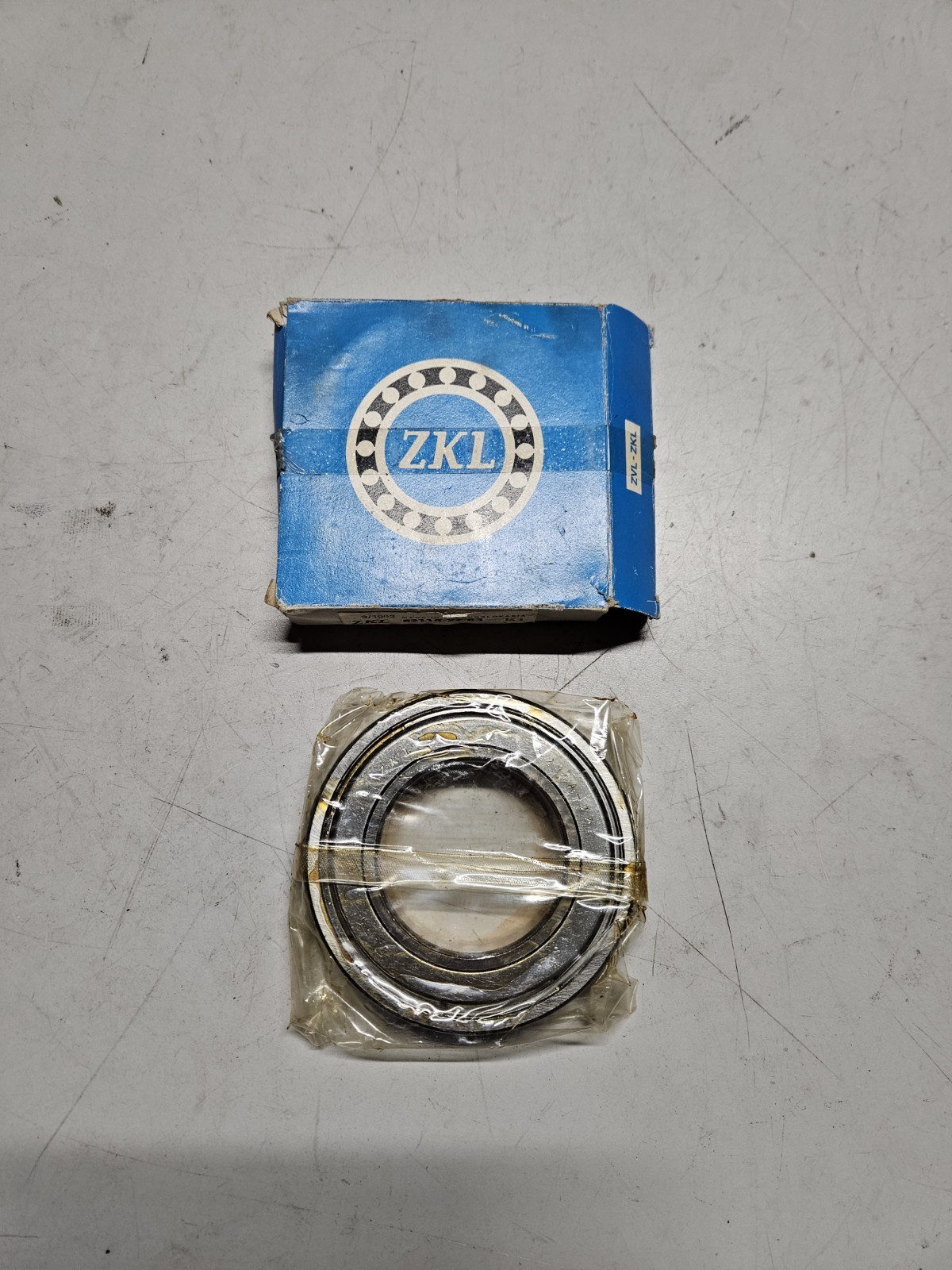 ZVL-ZKL Bearing (6211A-2Z-C3)