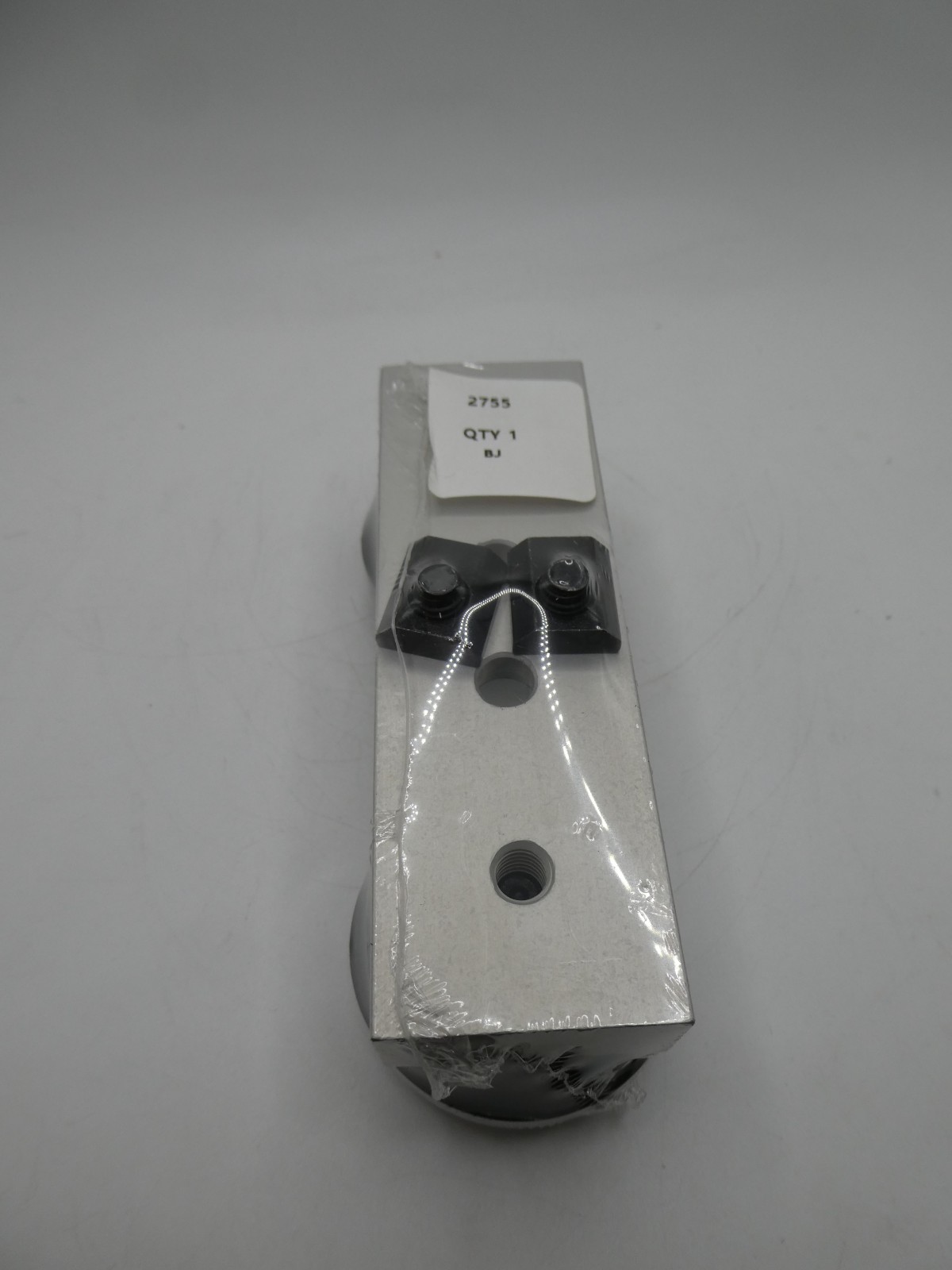 80/20 Part No: 2755 Dual Roller Wheel Bracket Assembly
