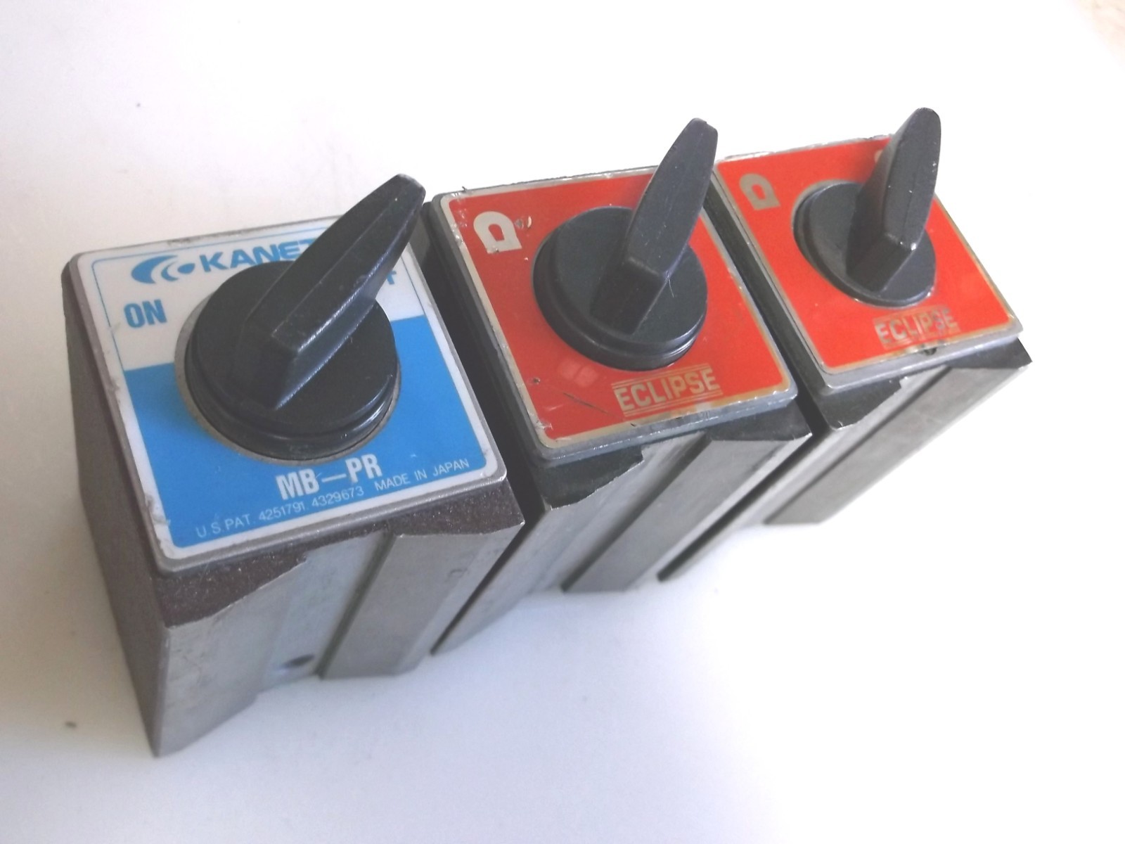 Kanetec MB-PR Eclipse Magnetic Base (Set of 3)