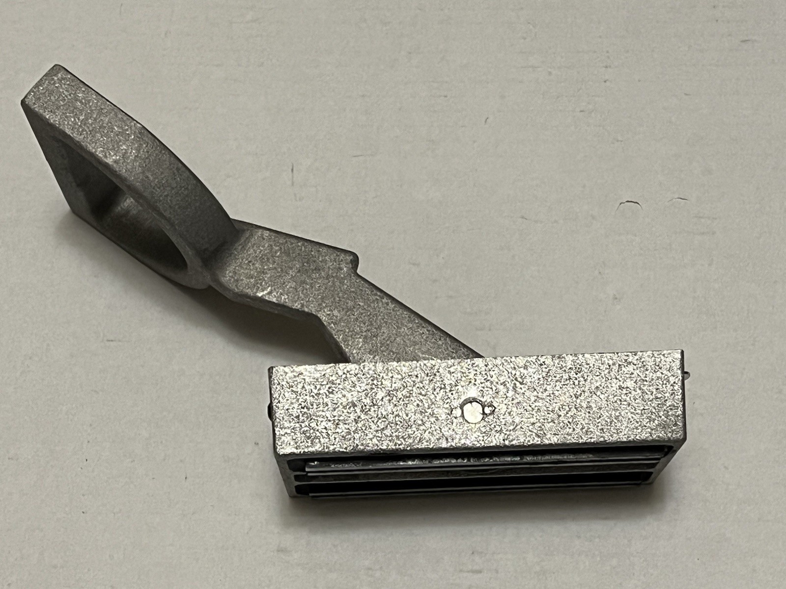 Lightly Used Mag-Mate B250 Lifting Magnet 125 Lb Flat Steel Cap