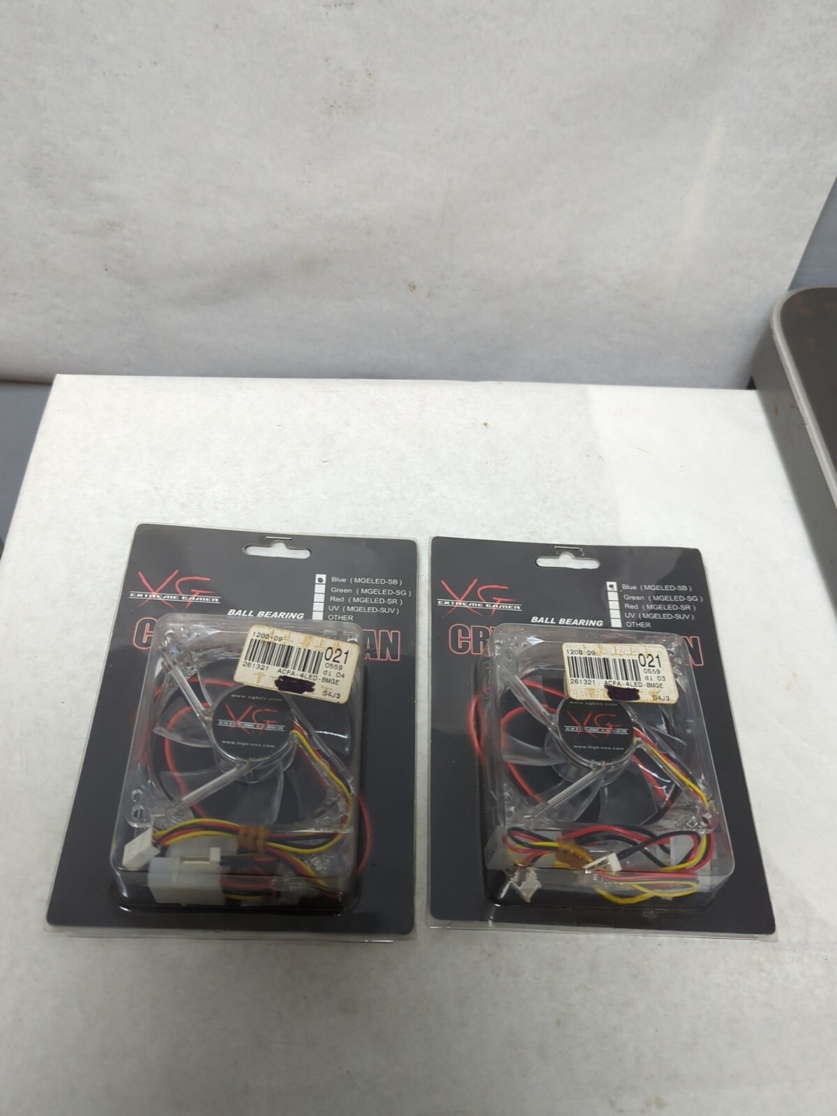 MGE,MGELED-SB,BALL BEARING CRYSTALLIZED PC FAN 80X80X25MM BLUE LOT OF 2 NOS