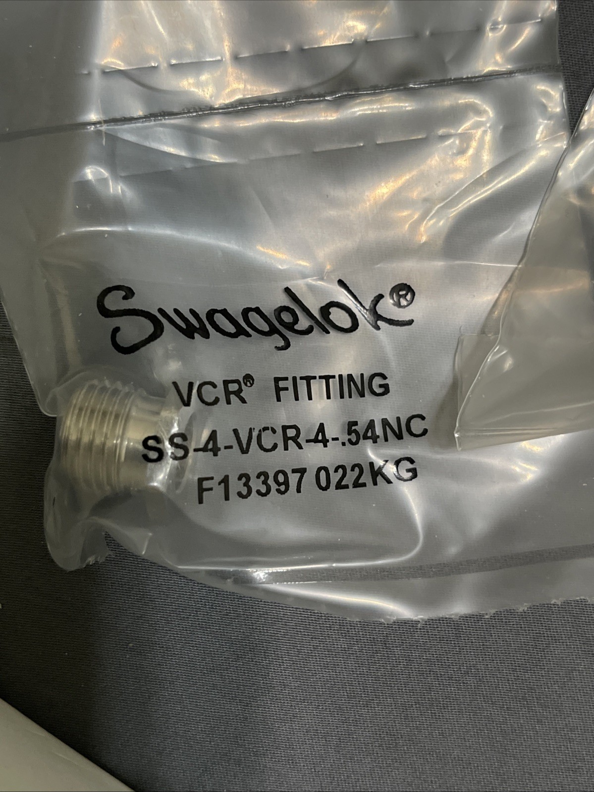 21-SWAGELOK SS-4-VCR-4-.54NC, SS4VCR4.54NC, Male Nut 1/4″