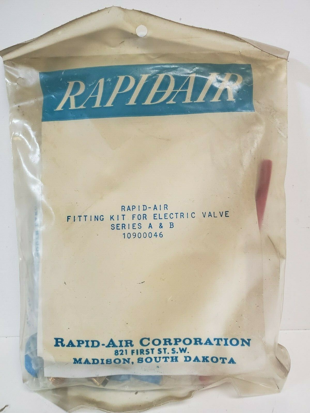 NEW OLD STOCK! RAPIDAIR FITTING KIT FOR ELECTRIC VALVE 10900046