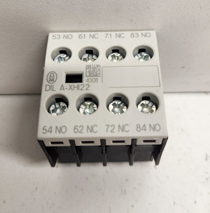 NEW NO BOX! MOELLER EATON 600V 2NO+2NC AUXILIARY CONTACT XTCEXFAC22 DILA-XHI22