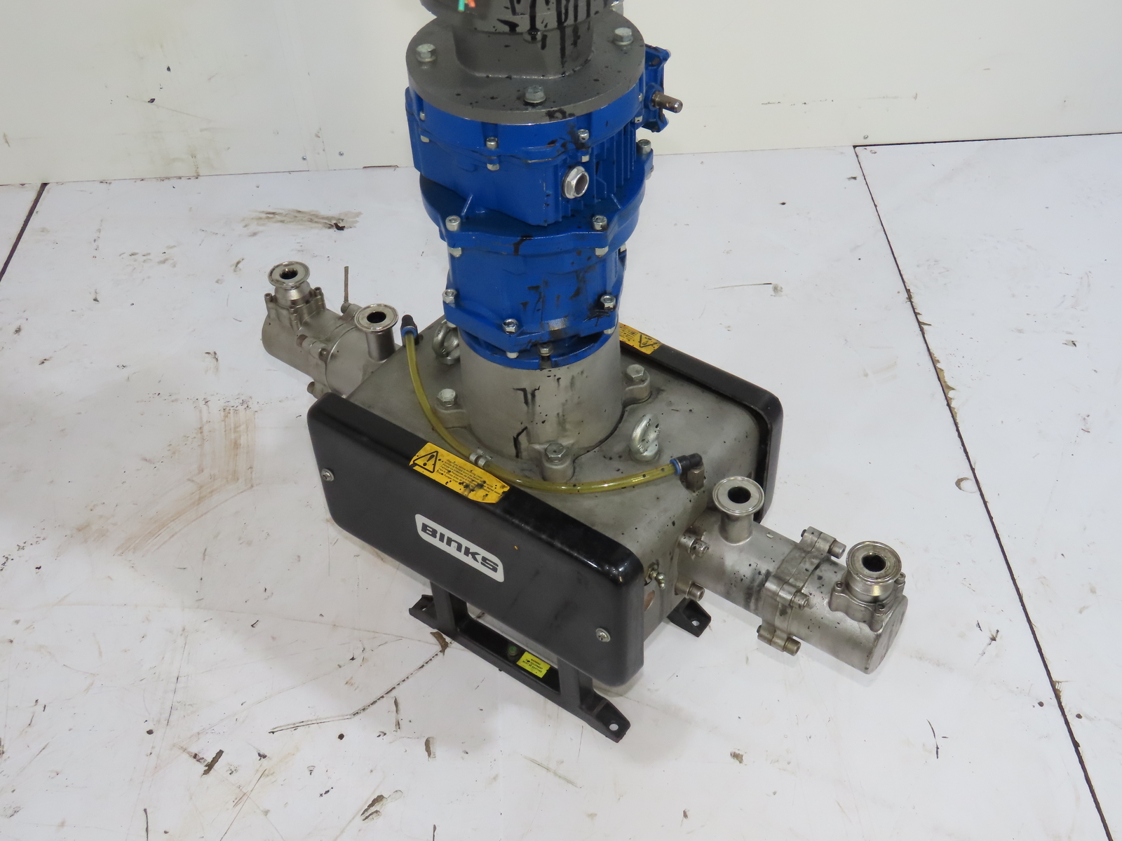 Binks 104018-PKG E2-15 Smart Pump 1HP 3Ph 1″ Ports