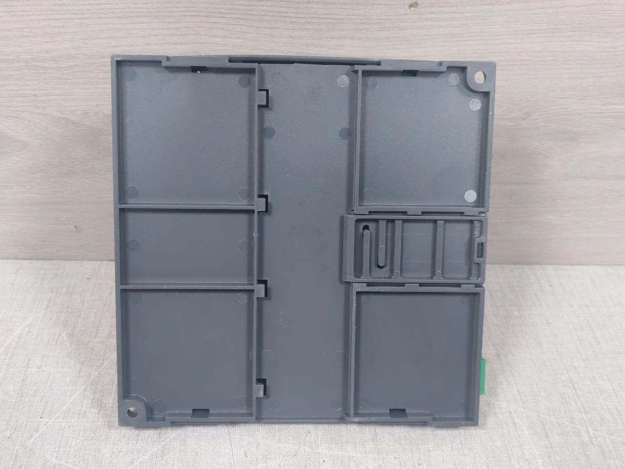 Johnson Controls TUC0311-2 Terminal Unit Controller Seller Refurbished