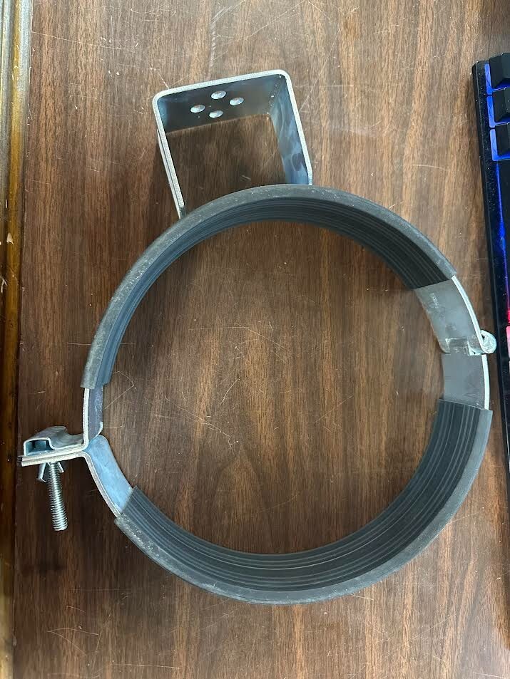 New 4 B’s TH-109 Cylinder Bracket / Holder