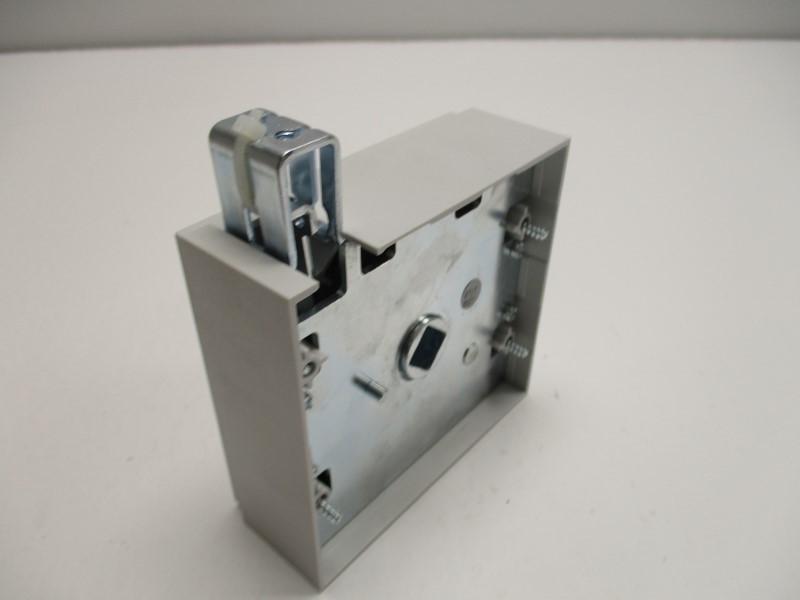 EATON NZM2-XMV MECHANICAL INTERLOCK NSMP