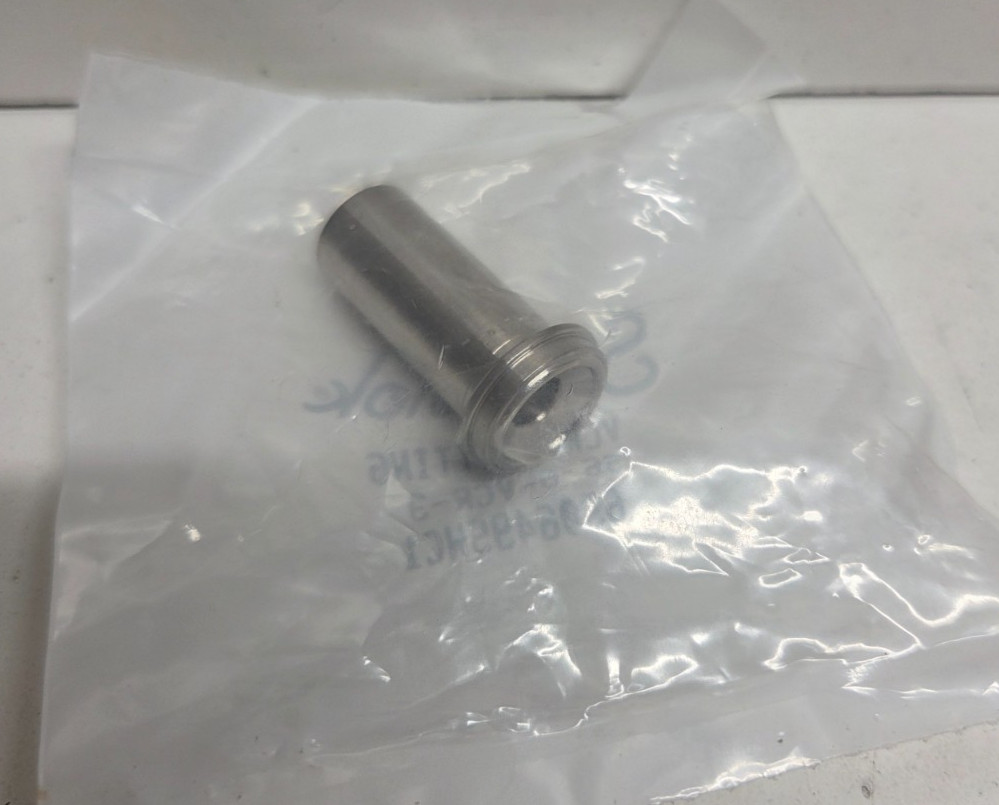 NEW IN BAG! SWAGELOK 1/2″VCR X 3/8″TUBE SOCKET 316 FACE SEAL FITTING SS-6-VCR-3