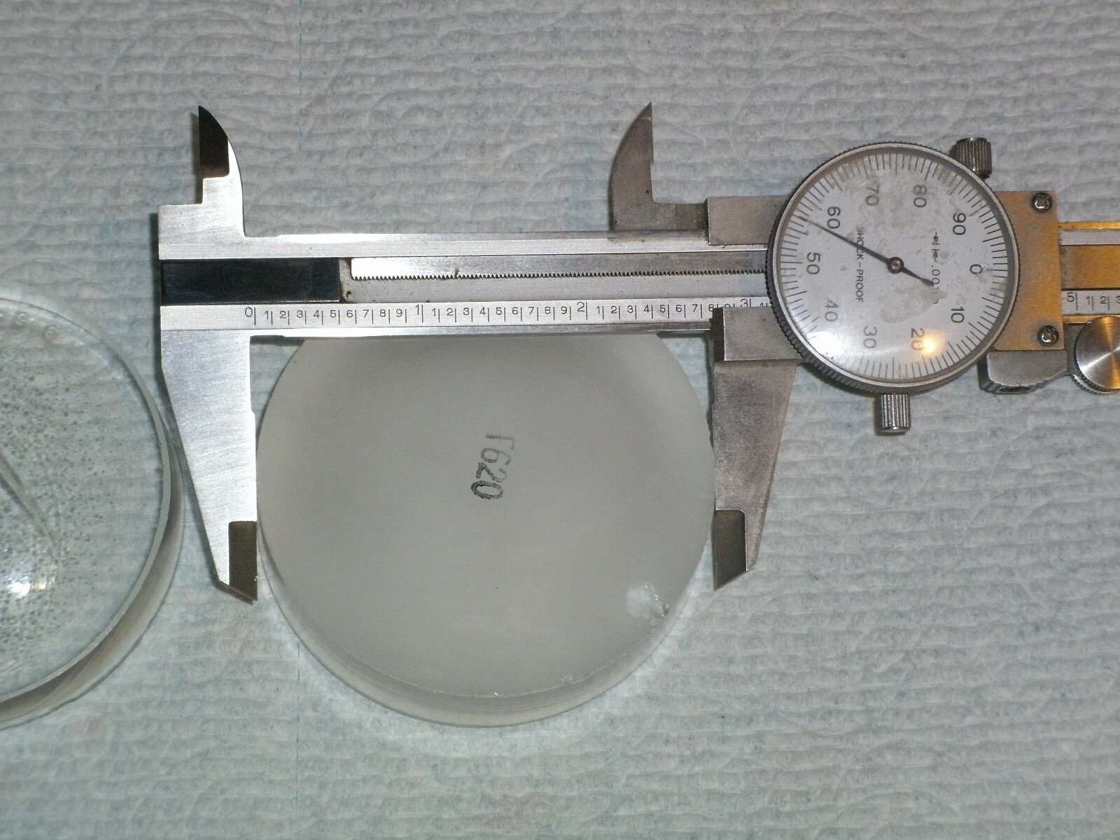 optical glass blank – F2