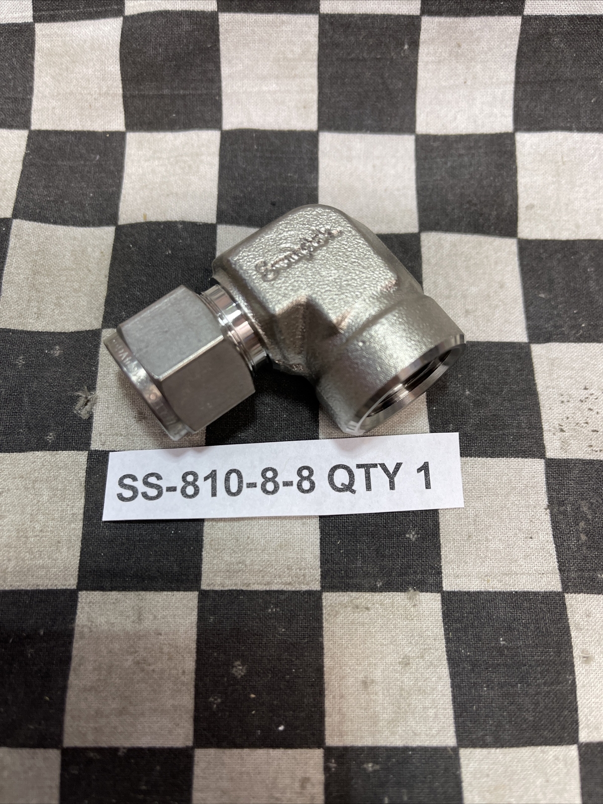 SWAGELOK FEMALE ELBOW SS-810-8-8, SS-600-8-8, SS-600-8-6, LOT OF 4#1606V38