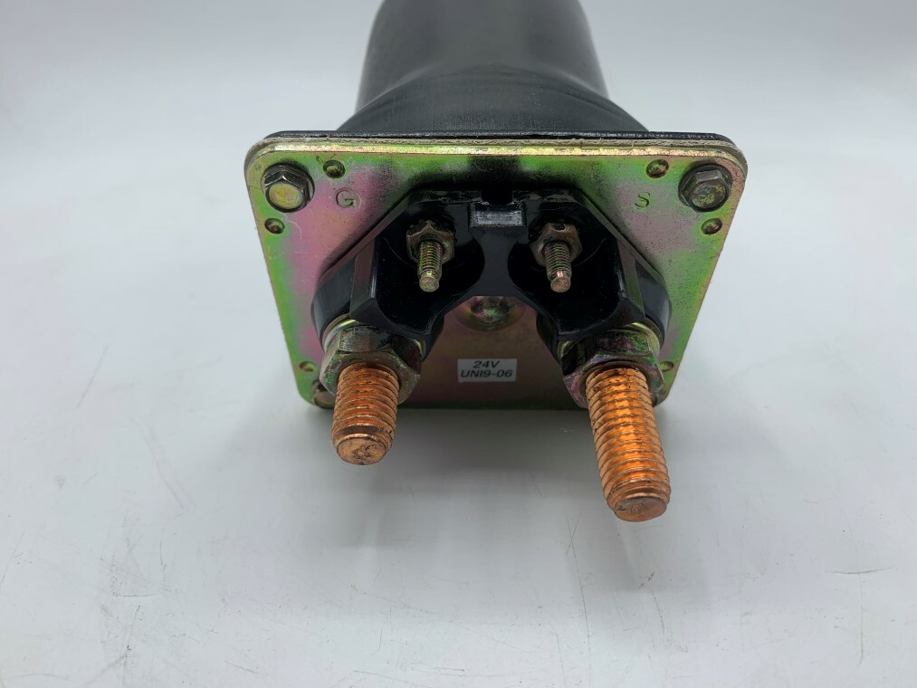 UNI9-06 Parallel Switch 1119845, 24V