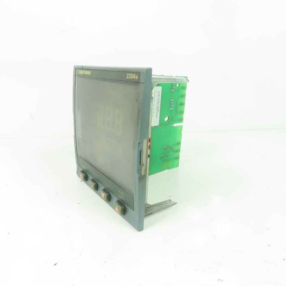 Eurotherm 2204E/CC/VH/H6/R1/RF/XX/XX/2YM/ENG/XXXXX/XXXXXX 2204e Temp. Controller