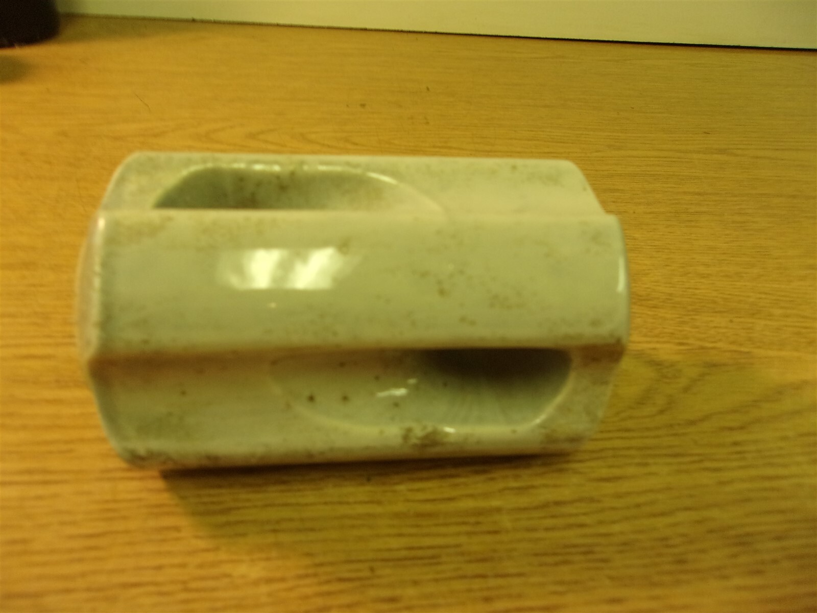 Pinco Strain Insulator White ABC *FREE SHIPPING*