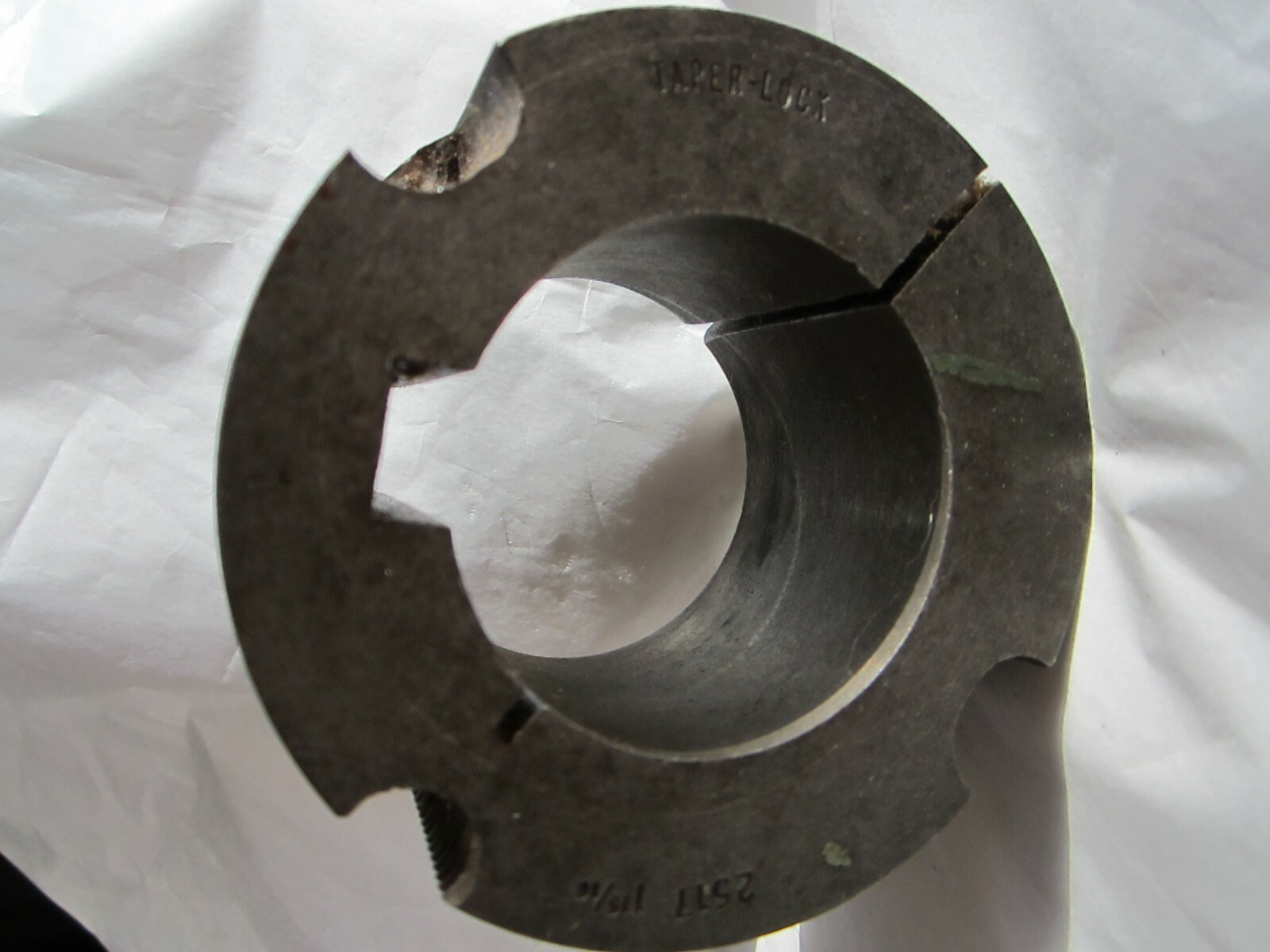 TAPER LOCK 2517 7858-3115 TAPER LOCK BUSHING 1 15/16″