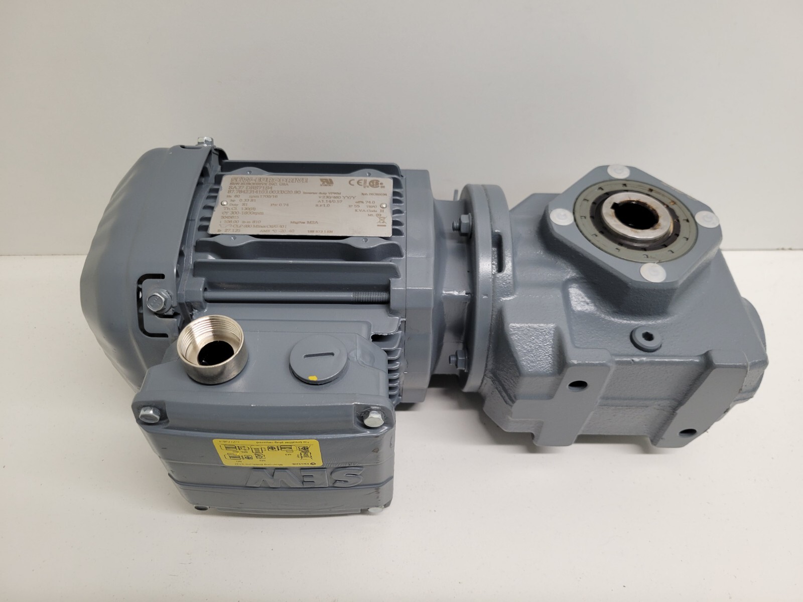 GOOD USED! SEW-EURODRIVE .33HP 230/460V 1.14/.57A GEAR MOTOR SA37-DRS71S4