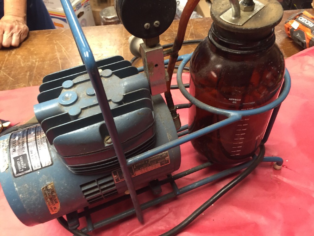 Everest & Jennings H-95 Lightweight Portable Aspirator Machine