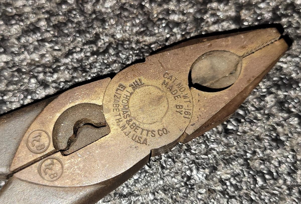 Used THOMAS & BETTS WT-161 WT161 STA-KON PLUS PLIERS for Crimp Terminals 10 1/2″