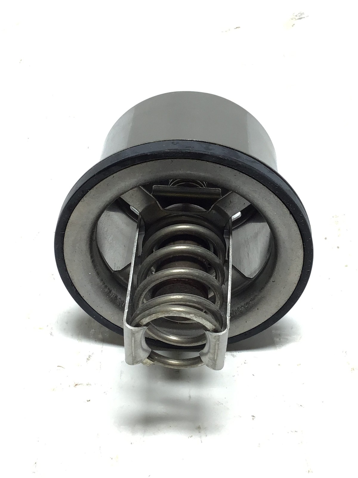 Genuine Detroit Diesel 23503825 Engine Coolant Thermostat 180°F
