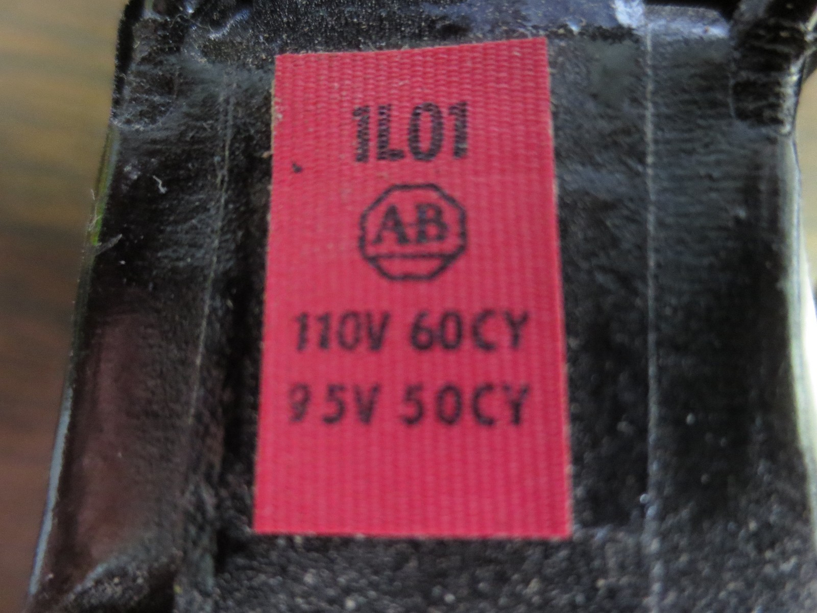 ALLEN-BRADLEY 1L01 OPERATING COIL, 110V 60Hz, 95V 50Hz – NEW SURPLUS