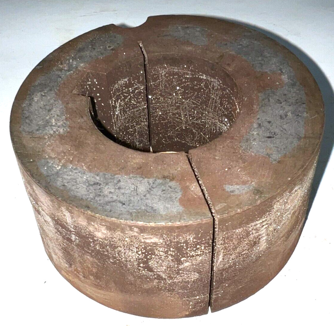 SPLIT TAPER-LOCK BUSHING 3020 SERIES 1-15/16″ BORE 1/2″ X 1/4″ KEYWAY 4-1/4″ OD