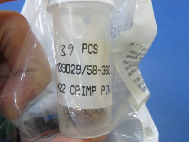 ITT CANNON D38999/24WD35PN Qty of 1 per Lot 37 Position Circular Connector Re