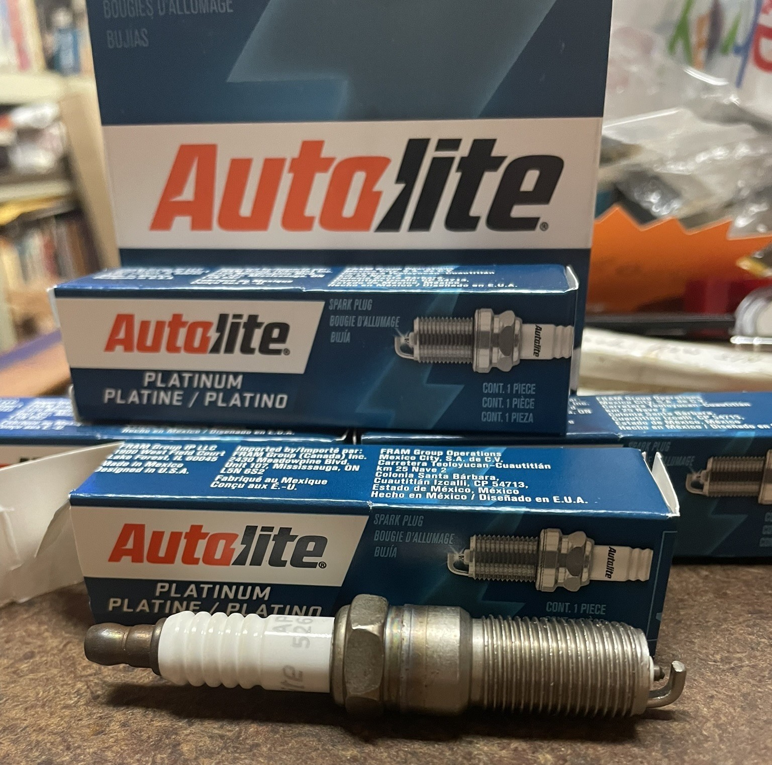 Pack of 4 – Autolite Platinum Spark Plugs – P/N:  AP5263 (NOS)